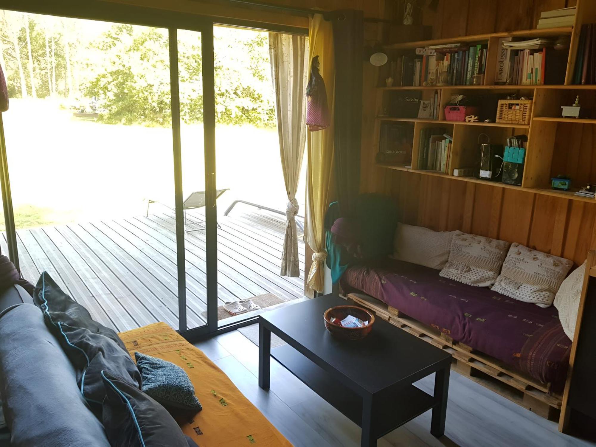 Apartment Into The Wild - Nos 5 